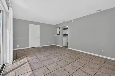 1037 W 28th Street, Riviera Beach, FL 33404 - Photo 11