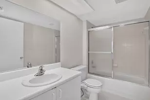 800 SW 142nd Ave, Pembroke Pines, FL 33027 - Photo 13
