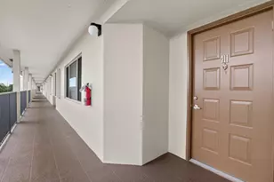 800 SW 142nd Ave, Pembroke Pines, FL 33027 - Photo 1