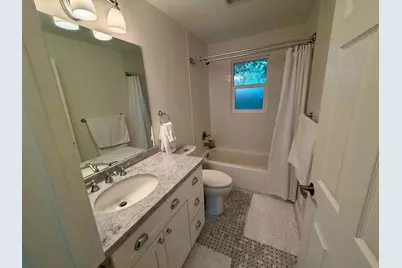 636 SW 7th Avenue, Fort Lauderdale, FL 33315 - Photo 13