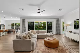 398 NE 8th St, Boca Raton, FL 33432 - Photo 9