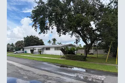 717 SW 2nd Terrace, Dania Beach, FL 33004 - Photo 27