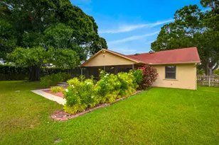 1957 SE Dranson Cir, Port Saint Lucie, FL 34952 - Photo 39