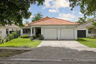 8738 NW 150th Terrace, Miami Lakes, FL 33018 - Photo 5