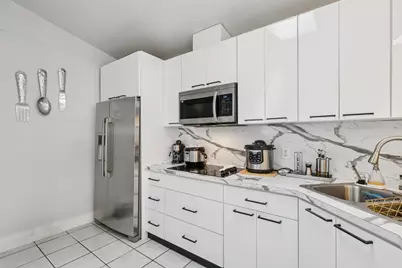8738 NW 150th Terrace, Miami Lakes, FL 33018 - Photo 19