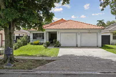 8738 NW 150th Terrace, Miami Lakes, FL 33018 - Photo 9