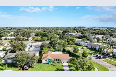 60 Camelia Circle, Tequesta, FL 33469 - Photo 51