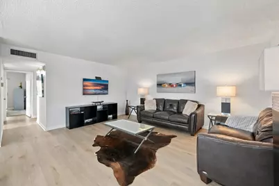 74 Normandy B, Delray Beach, FL 33484 - Photo 5