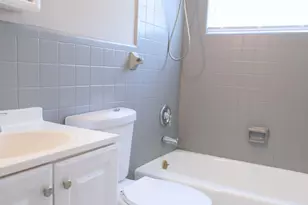 401 Silver Beach Rd, Riviera Beach, FL 33404 - Photo 11