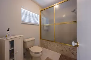 8129 Pine Cir, Tamarac, FL 33321 - Photo 13