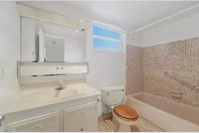 705 Lori Drive #112, Palm Springs, FL 33461 - Photo 17