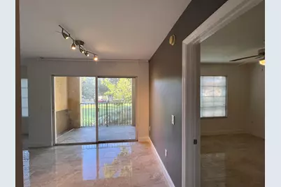 4200 San Marino Boulevard #204, West Palm Beach, FL 33409 - Photo 3