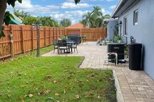 6601 Lake Clarke Dr, Lake Clarke Shores, FL 33406 - Photo 25
