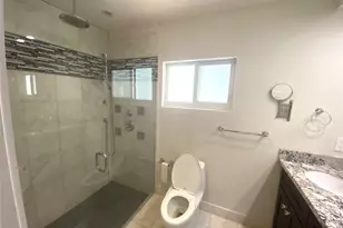 800 Glouchester St, Boca Raton, FL 33487 - Photo 15
