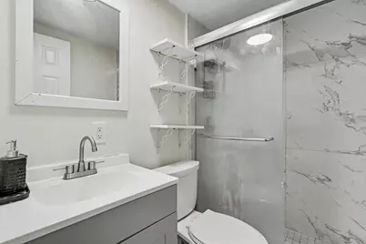 2776 NW 29th Place, Oakland Park, FL 33311 - Photo 15