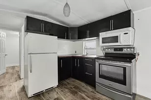 2776 NW 29th Pl, Oakland Park, FL 33311 - Photo 11