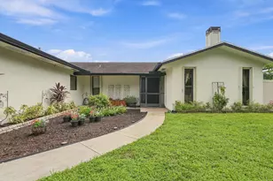 99 Cuyahoga Rd, Lake Worth, FL 33467 - Photo 3