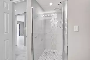 2200 S Cypress Bend Dr, Pompano Beach, FL 33069 - Photo 19