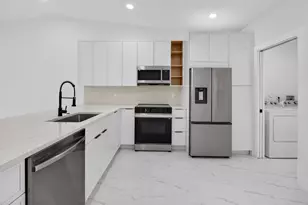 8224 Summerbreeze Ln, Boca Raton, FL 33496 - Photo 5