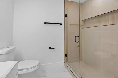 8224 Summerbreeze Lane, Boca Raton, FL 33496 - Photo 23