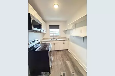 1052 NW 4th Street #4, Miami, FL 33128 - Photo 13