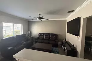 9541 Bradshaw Ln, Tamarac, FL 33321 - Photo 13