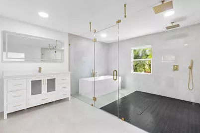 7134 San Sebastian Drive, Boca Raton, FL 33433 - Photo 11