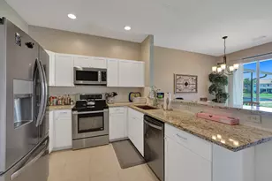 254 River Bluff Ln, Royal Palm Beach, FL 33411 - Photo 35