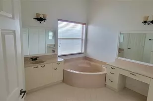 728 NW 156th Ave, Pembroke Pines, FL 33028 - Photo 11