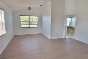 728 NW 156th Ave, Pembroke Pines, FL 33028 - Photo 9
