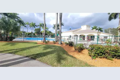 728 NW 156th Avenue, Pembroke Pines, FL 33028 - Photo 27