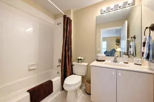 211 River Bluff Ln, Royal Palm Beach, FL 33411 - Photo 11