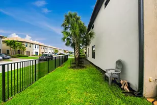 8672 Escue St, Lake Worth, FL 33467 - Photo 27