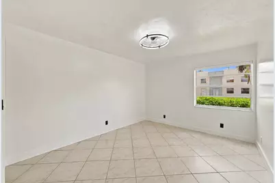 541 Burgundy L #541, Delray Beach, FL 33484 - Photo 5