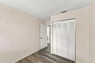 5854 NW 21st St, Lauderhill, FL 33313 - Photo 11