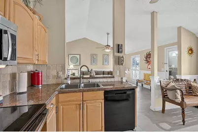 9099 Carma Drive, Boynton Beach, FL 33472 - Photo 17
