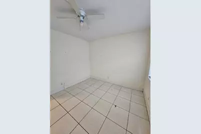3099 NW 48th Avenue #155, Lauderdale Lakes, FL 33313 - Photo 9