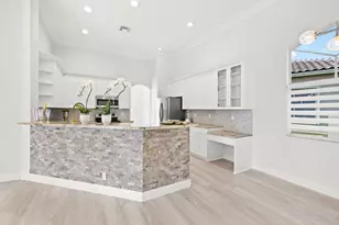 2933 E Fontana Ct, Royal Palm Beach, FL 33411 - Photo 37