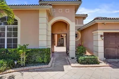 2933 E Fontana Court, Royal Palm Beach, FL 33411 - Photo 11