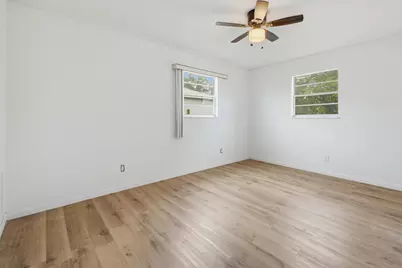 711 NW Riverside Drive, Port Saint Lucie, FL 34983 - Photo 15