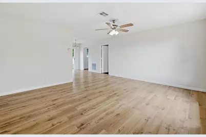 711 NW Riverside Drive, Port Saint Lucie, FL 34983 - Photo 3