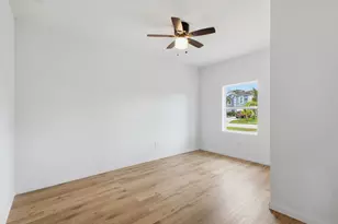 711 NW Riverside Dr, Port Saint Lucie, FL 34983 - Photo 21