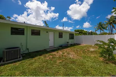 805 NE 40th Street #1-3, Oakland Park, FL 33334 - Photo 23