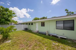 805 NE 40th St, Oakland Park, FL 33334 - Photo 23
