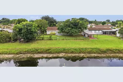 5141 Saint John Avenue N, Boynton Beach, FL 33472 - Photo 35