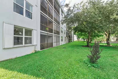 113 Royal Park Drive #1H, Oakland Park, FL 33309 - Photo 25