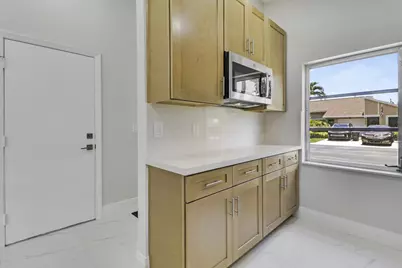 8157 Springtree Road, Boca Raton, FL 33496 - Photo 7