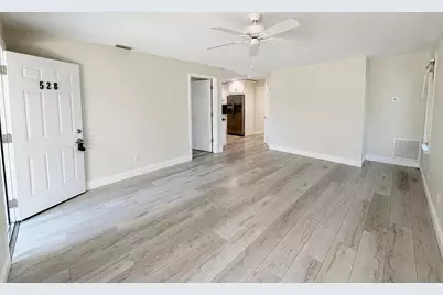 9426 NW 49th Place #13d, Sunrise, FL 33351 - Photo 15