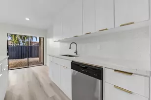 7864 NW 12th St, Plantation, FL 33322 - Photo 3