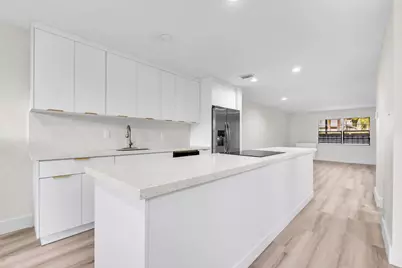 7864 NW 12th Street, Plantation, FL 33322 - Photo 9